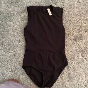 Lululemon zip back paddle suit medium bum coverage
